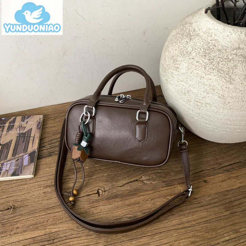 YUNDUONIAO new unique pillow style high-end handbag autumn and winter new bowling shoulder crossbody bag multifunctional women's bag