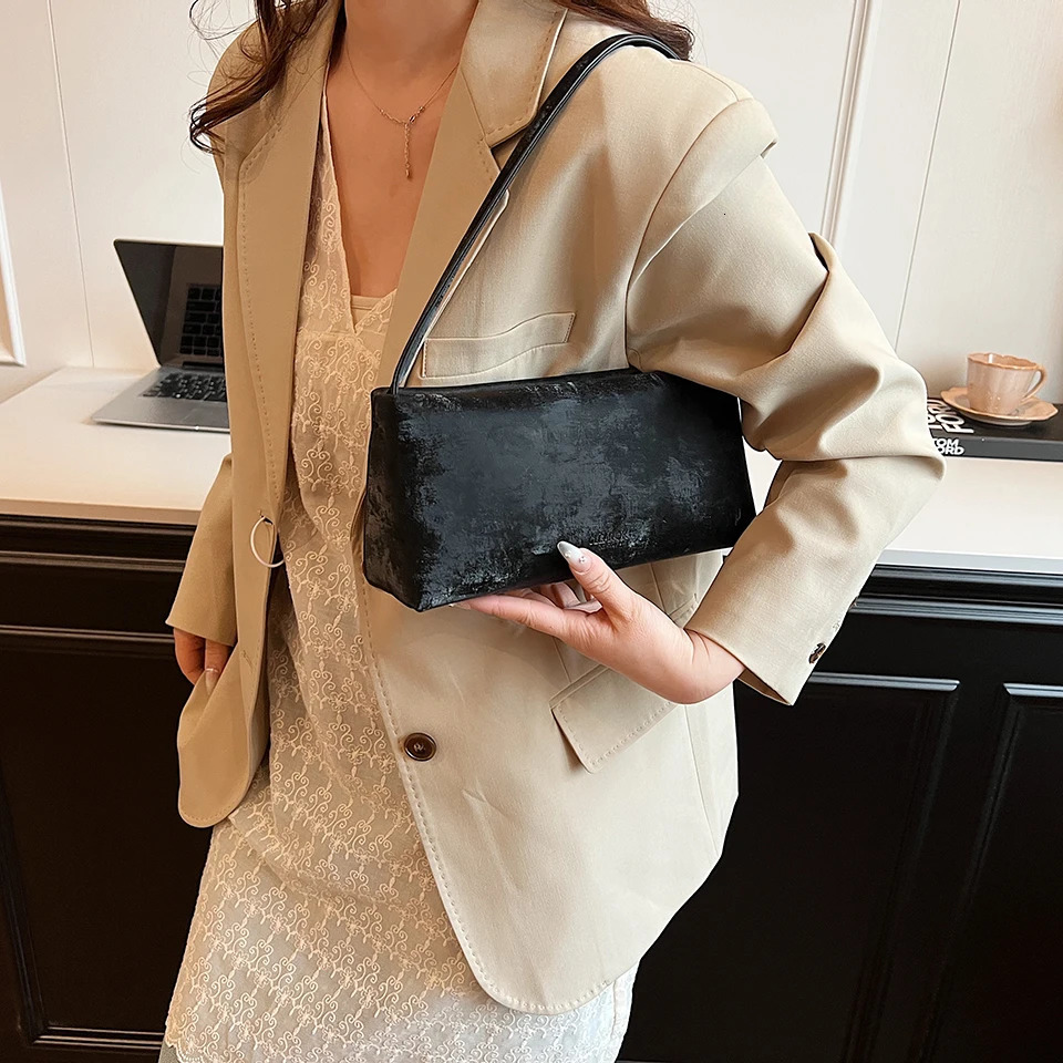 LEFTSIDE Women Small PU Leather n Square Underarm Shoulder Bag Trendy Crossbody Female Handbags and Purses 260228