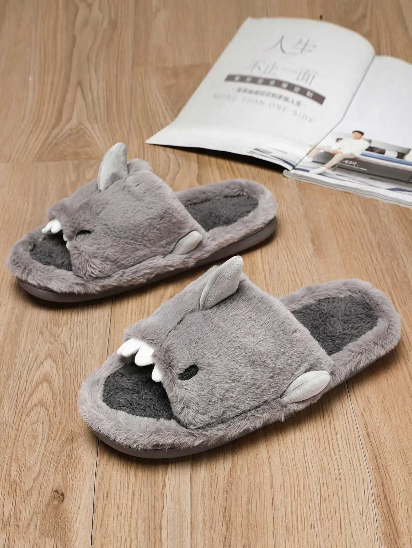 Mens Home Cotton Slippers Are Soft Comfortable and Warm Indoor Fun Cartoon One Word Cotton Slippers S260305