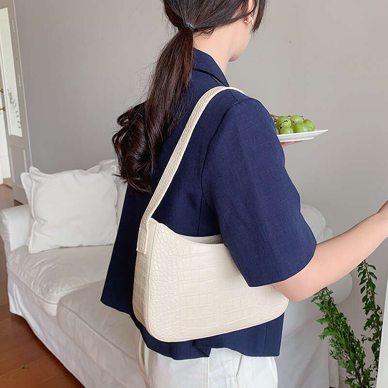 Women's High-End New 2026 Fashion Trend Single Shoulder Small Square Crocodile Pattern Ladies Handbag Underarm Bag