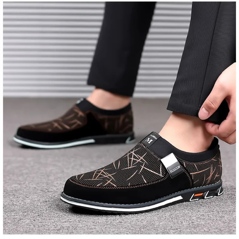 Classic Casual Mens Leather Shoes Slip-On Loafers for Men Business Moccasins Office Men Work Flats Trend Driving Shoes Big Size 260305