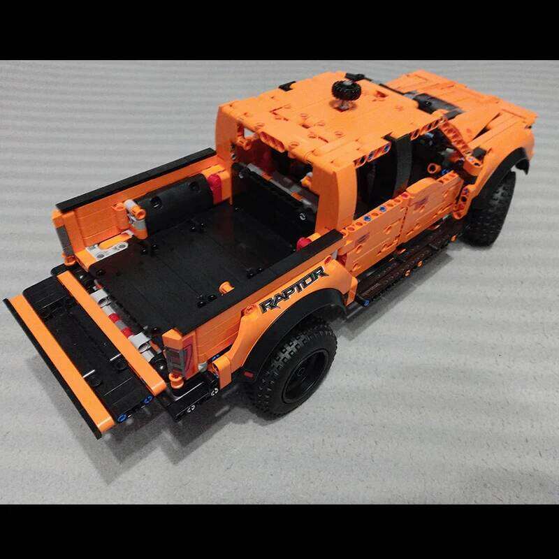 1379PCS Technical 1:10 F-150 Raptor Off Road Car Building Blocks Pick-up Vehicle Assemble Bricks Toys Gifts For Boy Kids Z260305