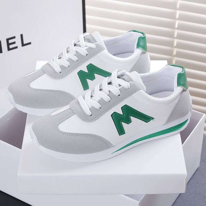 2025 new women's flat plus size casual sports lace up soft soled running shoes for women