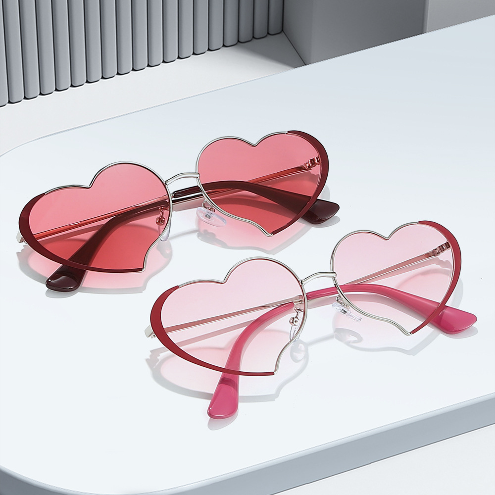 25 new European American metal frame heart-shaped sunglasses, unique and fashionable quirky sunglasses street photography, UV protection for trendy gi