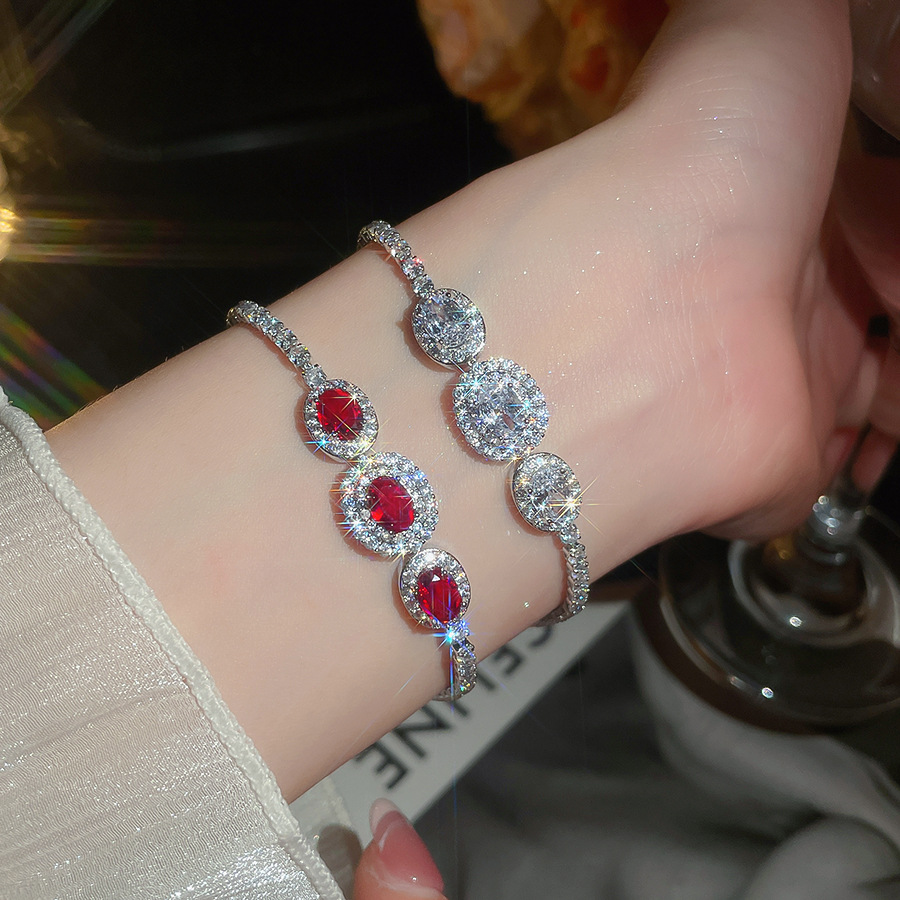 European American cross-border minimalist zircon oval bracelet, light luxury high-end feel, fashionable and unique niche jewelry wholesale