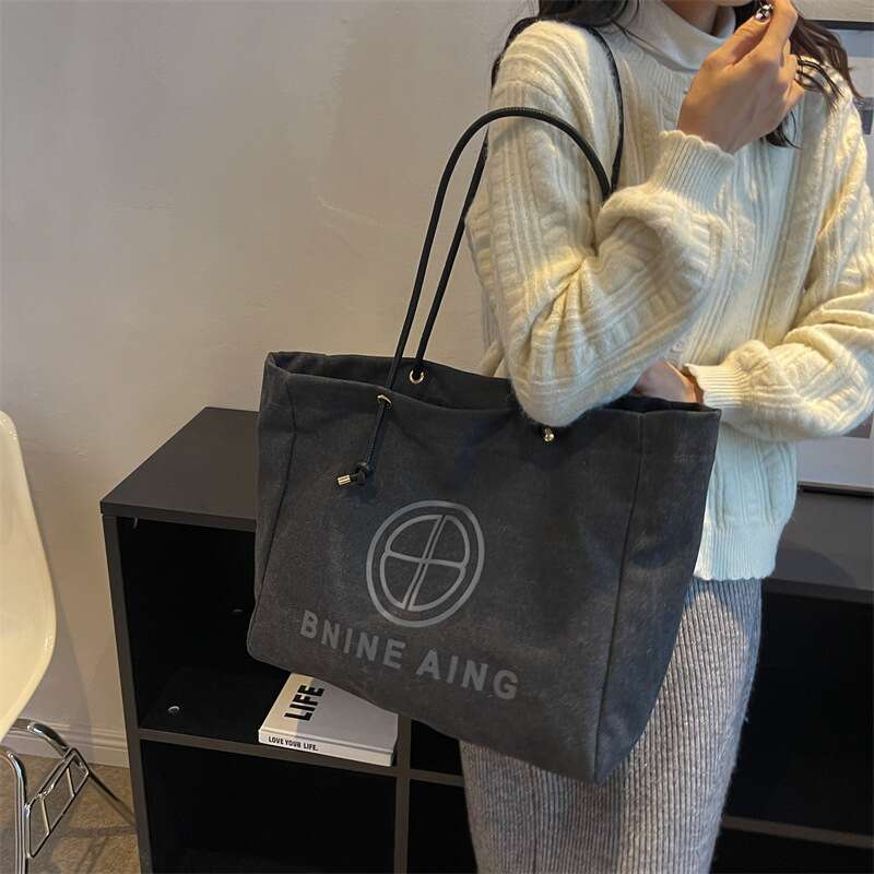 Korean Version Canvas For Women S New Trendy And Fashionable Student Party Tote With Large Capacity Portable Shoulder Bag XIU LAI SI