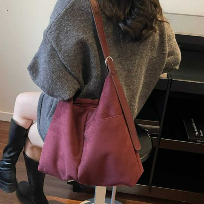 New Versatile Crossbody Bags Women Fashion Suede Large Capacity Shoulder Bag Korean Trendy Tote Textured Casual Storage Bags H260306