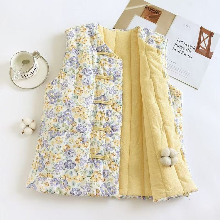 Handmade cotton vest cotton padded vest winter thickened vest womens cotton coat warm inner layer mothers clothing 251113