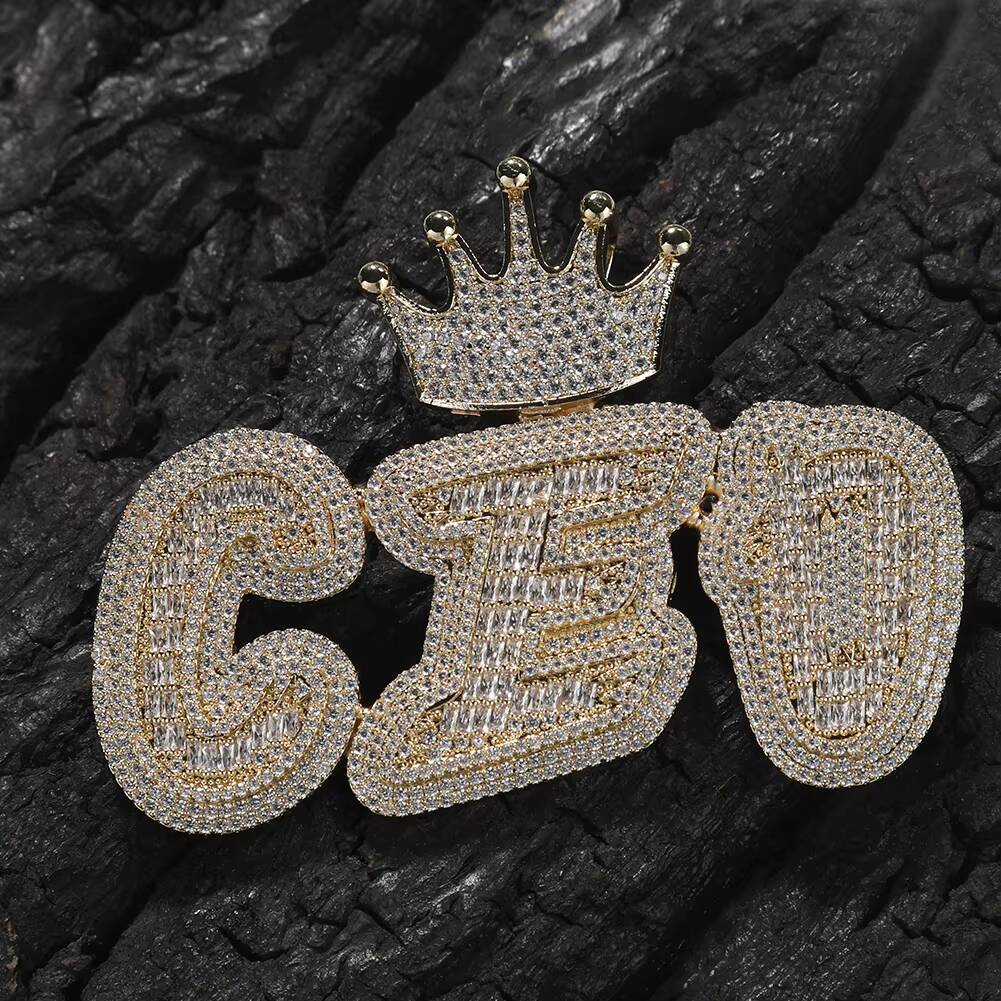 New Design Hiphop Big Letter Necklace Iced Out Baguette Cubic vvs moissanite Gold Plated Men Initial Name Letter Crown Pendant