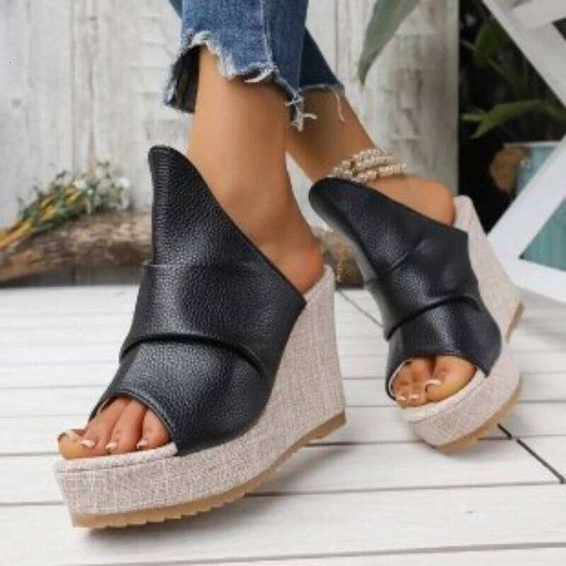2025 Summer New Women's Fashionable and Comfortable Wedge Open toed Casual Solid Color Sandals