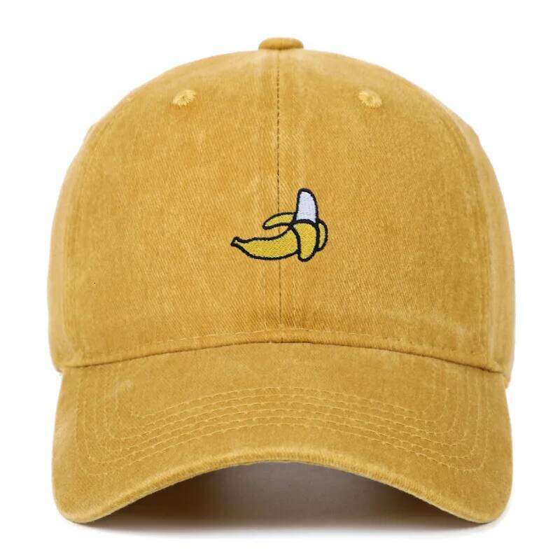 Banana Embroidered Baseball for Men and Women Sunshade Duck Tongue Hats Outdoor Travel Y260304