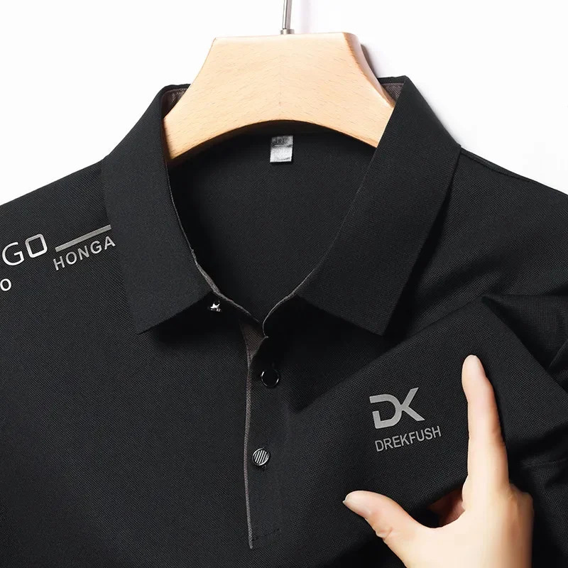 Mens Business Casual Short Sleeved Shirt with Badge Solid Color Polo Shirt Fashionable Breathable Comfortable Versatile Top 260304