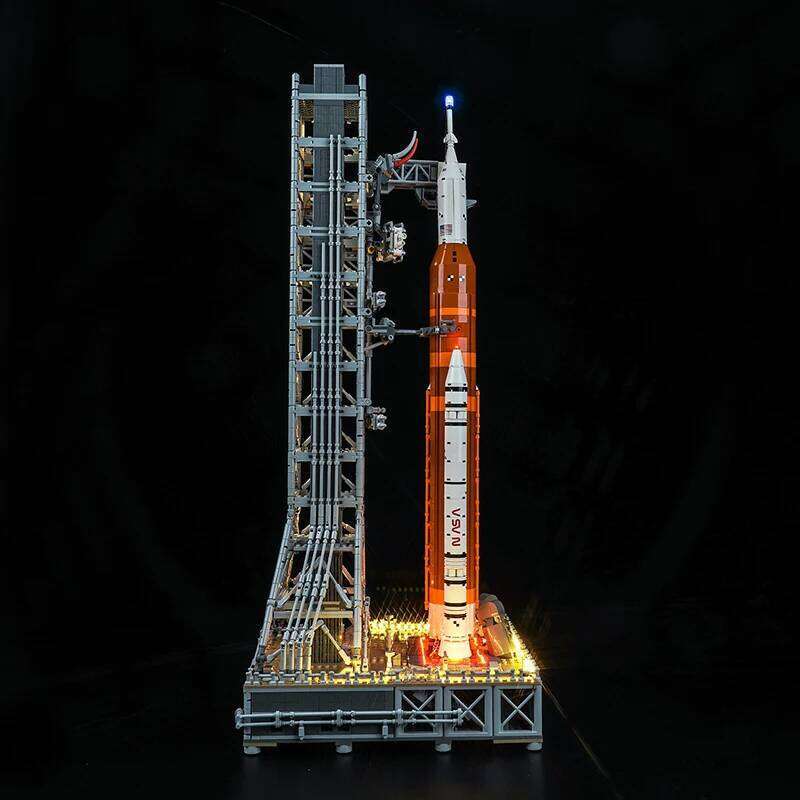 The Vonado LED 10341 set is suitable for Artemis Space Launch System building blocks including lighting accessories only Z260306