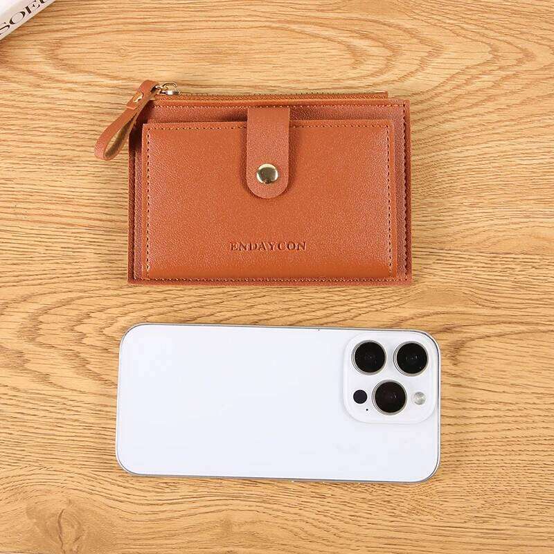 Ladies' short wallet; cute, ins style, niche storage, simple card holder, very convenient for carrying loose change. C260304