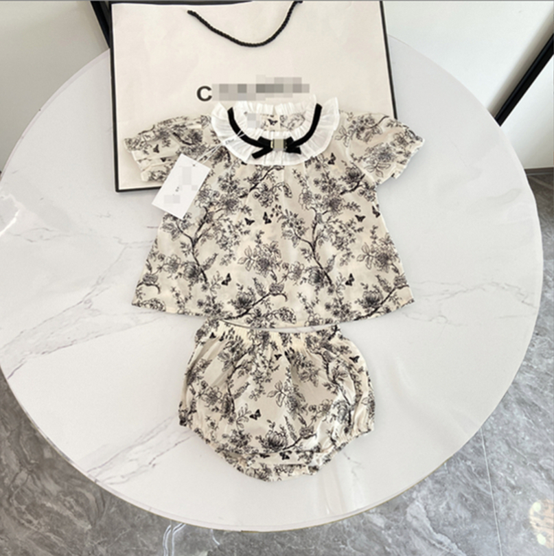 INS in Stock Luxury Designer Newborn Baby Girl Boy Rompers Clothes Infant Girls Letter Print Long Short Sleeve Jumpsuits Onesie Bodysuit Jumpsuits Tops 012