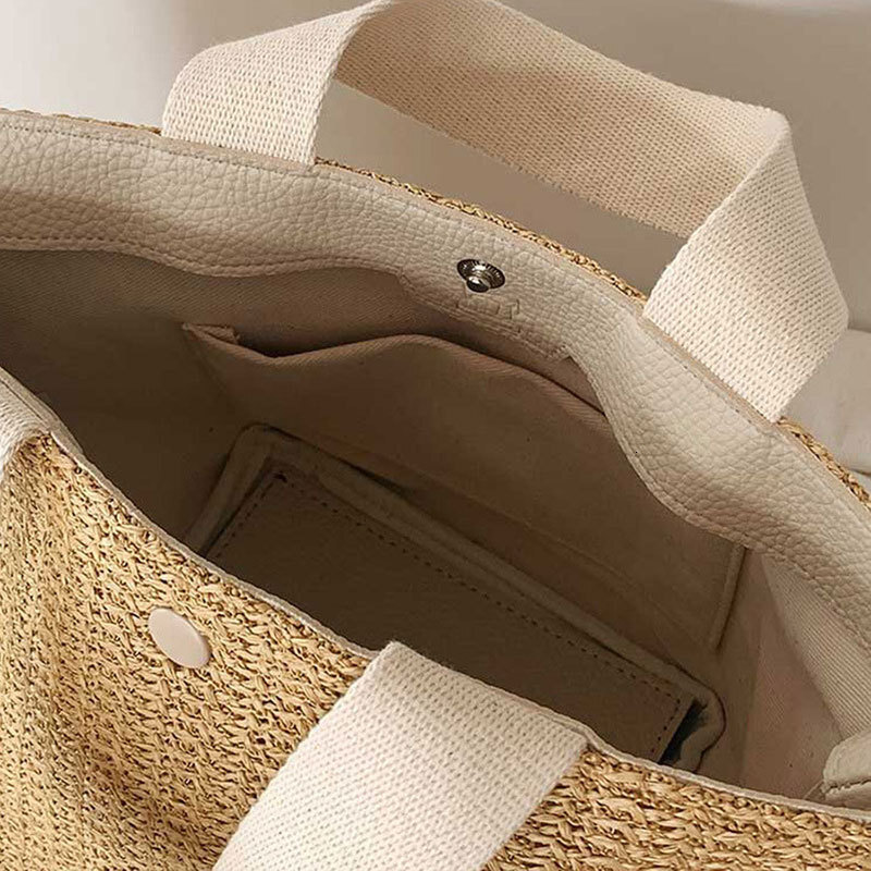 2026 New Beach Summer Luxury Handbag Vacation Summer Pastoral Style Woven Bag Retro Handheld Straw Bag For Women