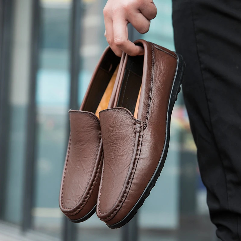 Genuine Leather Men Shoes Casual Men Loafers Italian Moccasins Breathable Slip on Men Driving Shoes Chaussure Homme 260305