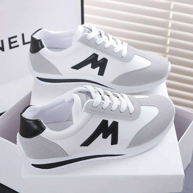 2025 new women's flat plus size casual sports lace up soft soled running shoes for women