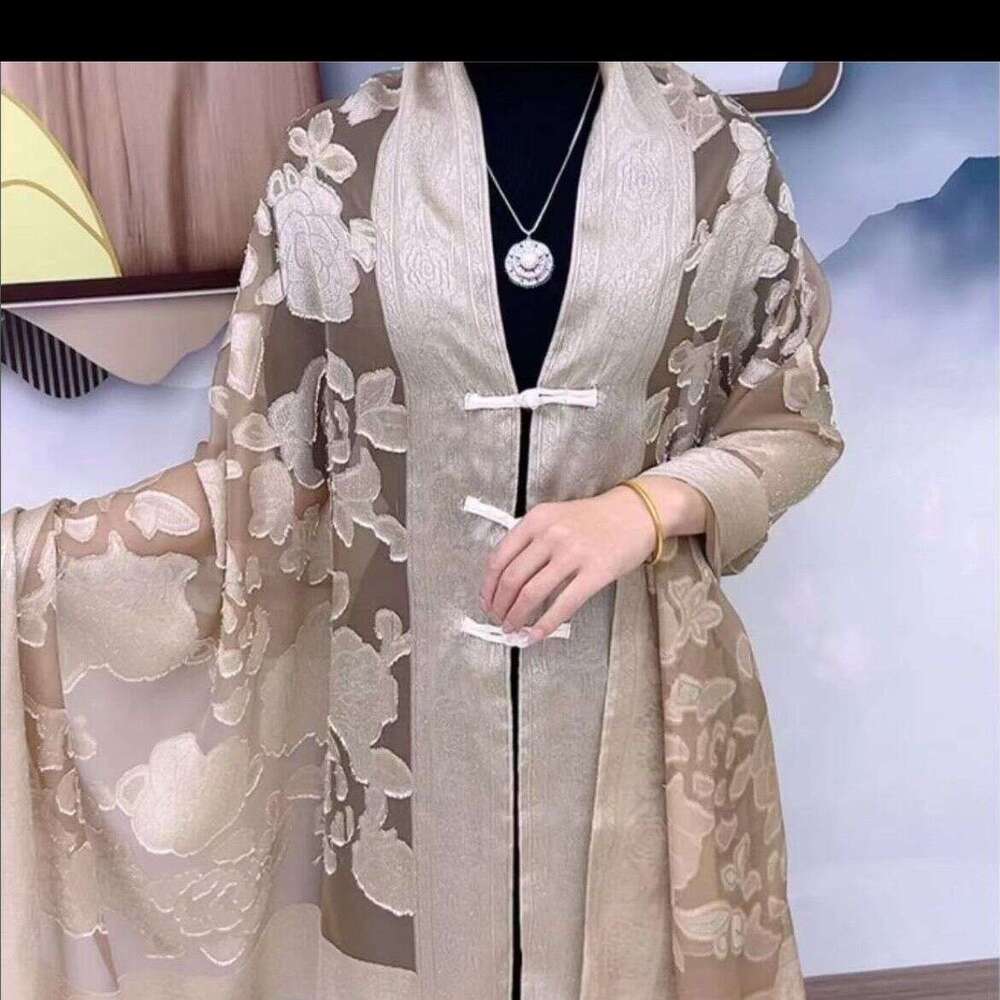 Fashionable And Elegant New Chinese Style Versatile Peony Flower Hand-Cut Jacquard Brocade Shawl With Button