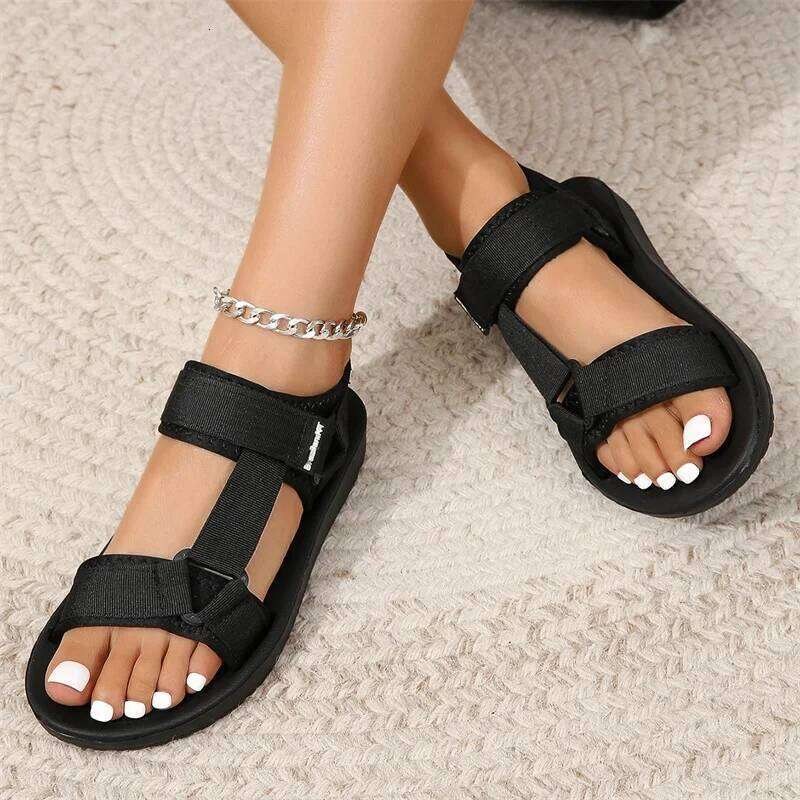 Summer New Wear-resistant, Comfortable, Fashionable and Casual for Women To Wear Thick-soled Beach Sandals