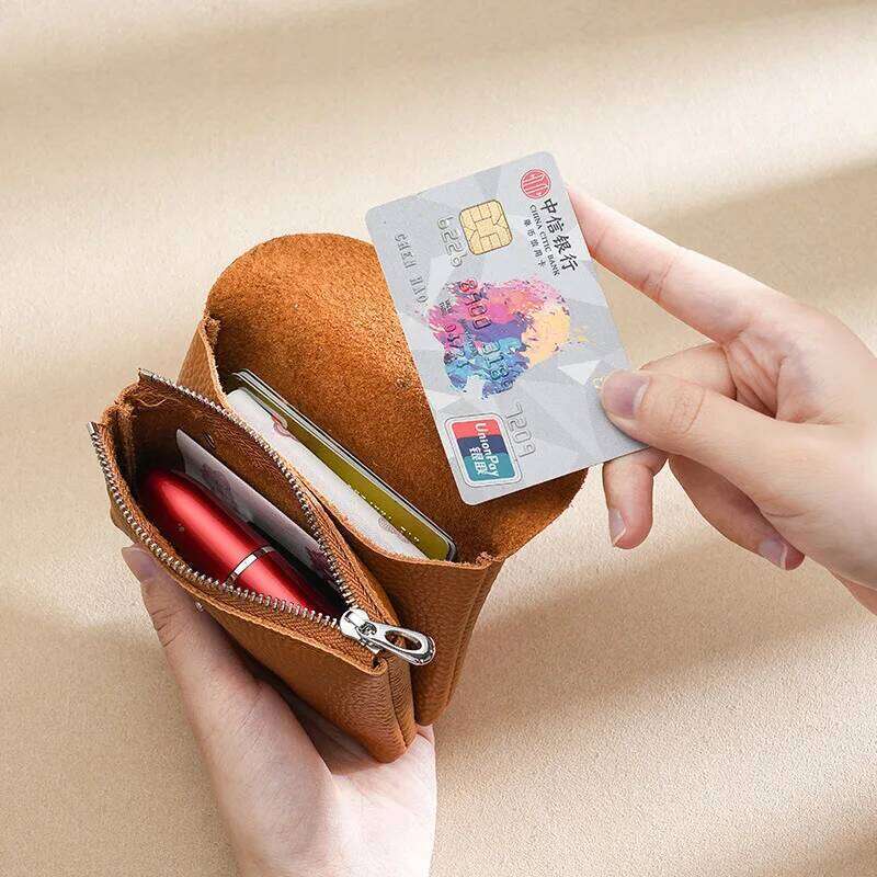 Genuine Leather Short Coin Wallets Card Holder Bag Case Portable Retro Cowhide Small Money Purse For Men Women Earphone Pouch C260304
