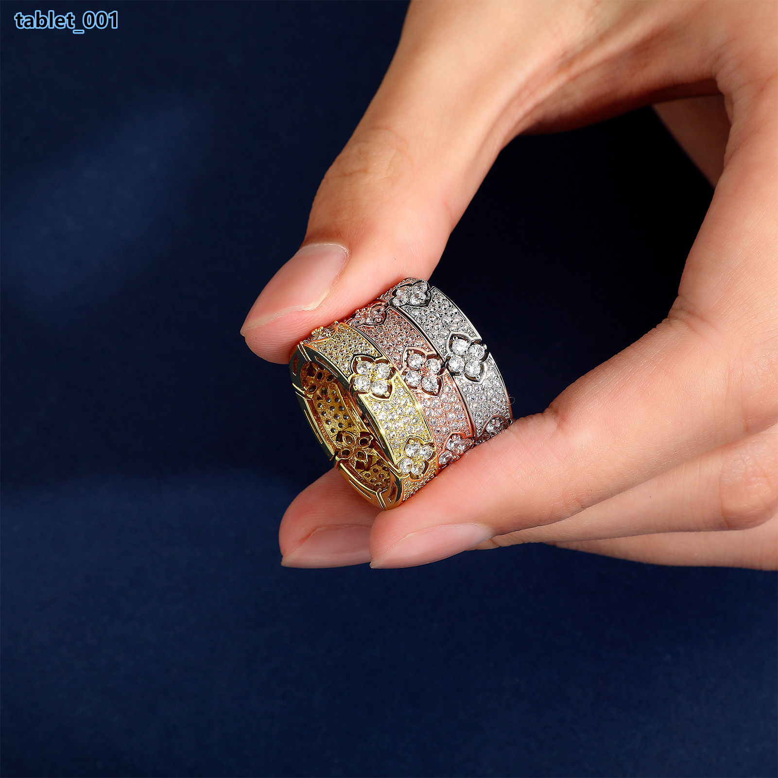 Trendy Hip Hop Micro Pave Starry Zircon Ring for Men and Women Brass with Cubic Zirconia Clover Design Unique Fashion Jewelry