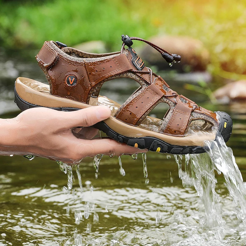 Summer Men Sandals Leather Mens Casual Shoes Breathable Outdoor Sandals for Men Beach Shoes Slippers Fashion Roman Shoes 260304