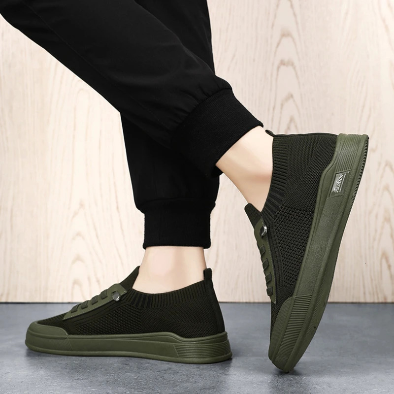 Shoes Mens Summer 2026 Korean Edition Mens Shoes Solid Color Casual Canvas Shoes Breathable Single 260305
