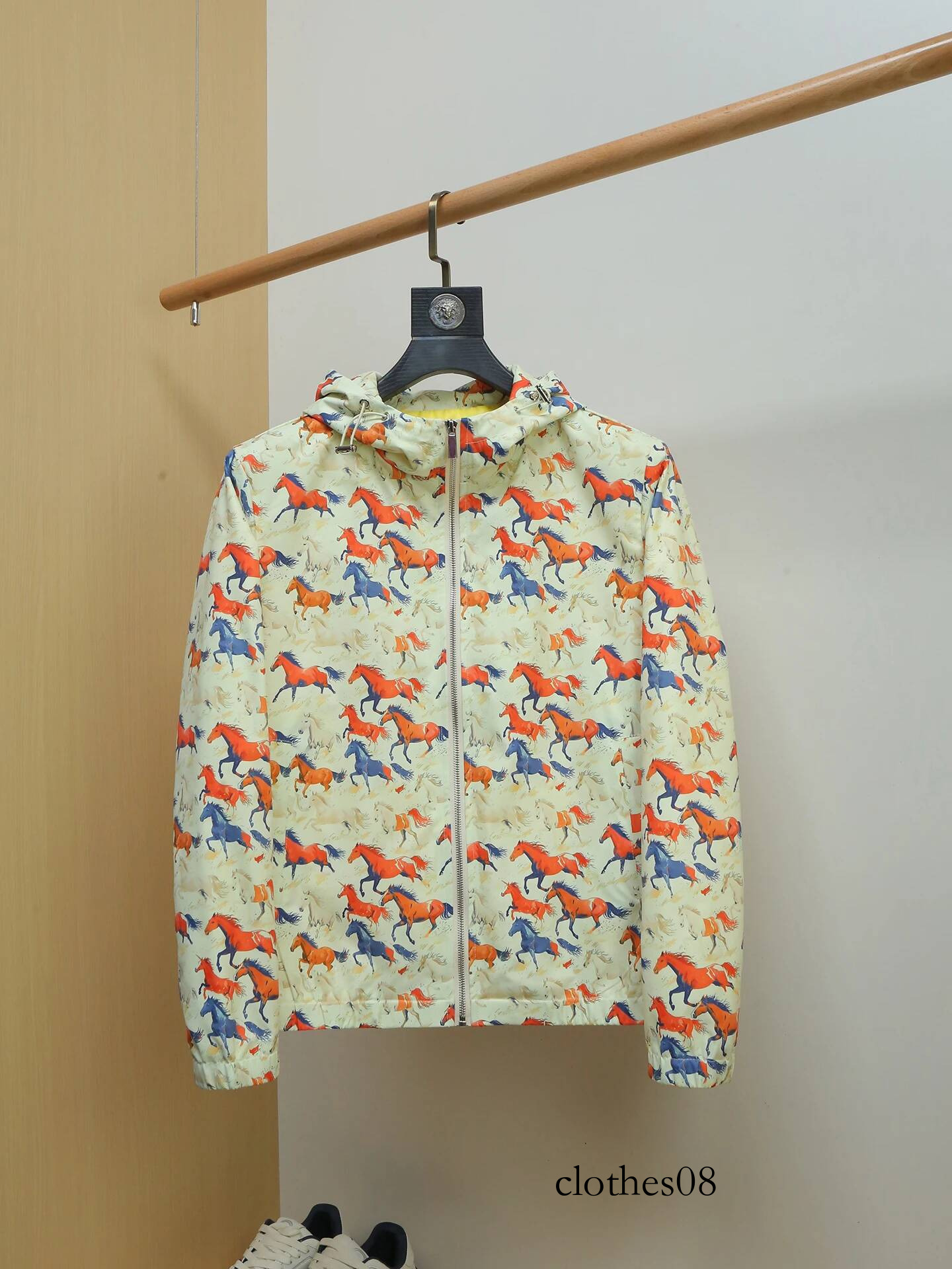 Spring Thin Print Jaet Men's Faionable Slim Fit Breathable ort Outerwear Casual Sle Polyester Fabric with Hat