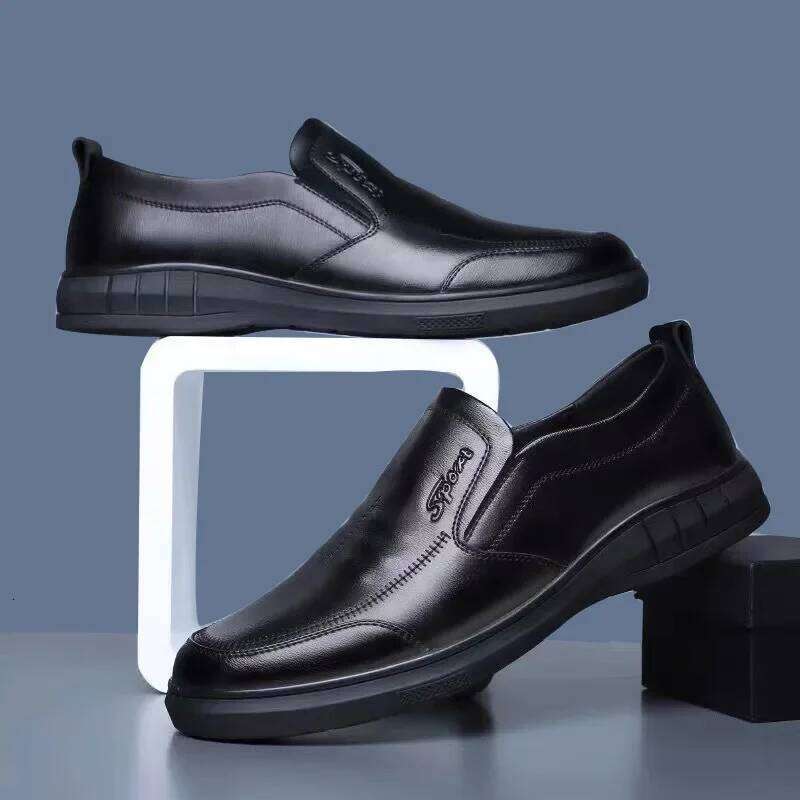 2024 Autumn Men New Shoes British style outdoor casual Leather shoes Fashion antislip soft soled male shoe Business Comfort Flat
