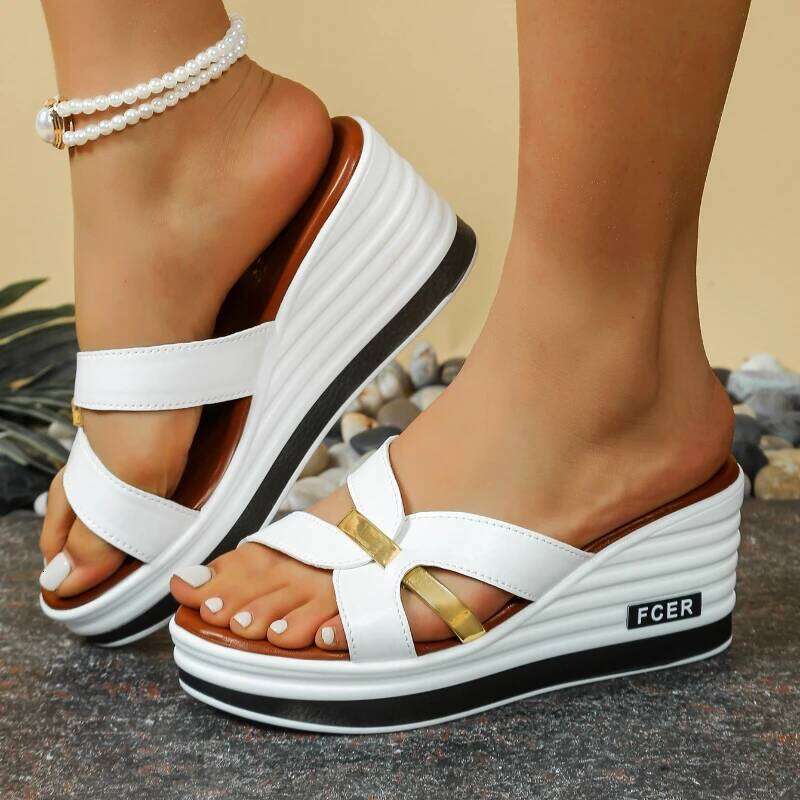 2026 New Women's Fashion Solid Color Open toed Outdoor Simple Comfortable Breathable and Casual Sandals