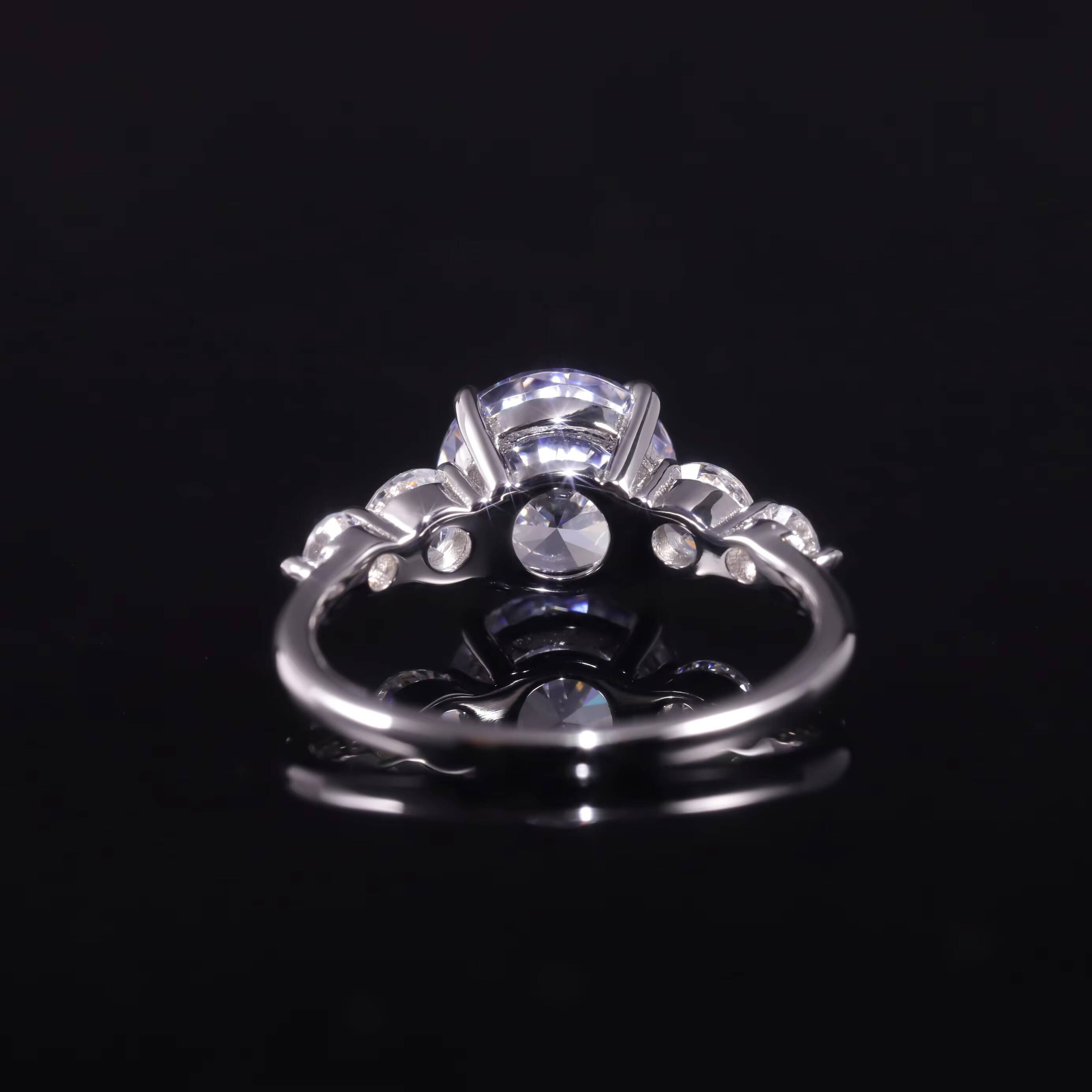 Abiding Five Stone Prong Setting 85mm 25CT VVS D Moissanite Diamond Round Brilliant Cut Big Stone Dinner Party Female Ring