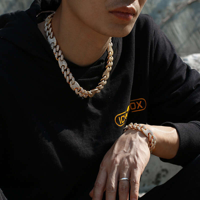 Wish Amazon Bestseller: High-Quality Multi-Specification Micro-Inlaid Zircon Hip-Hop Men's Button Chain Set for Fashionistas