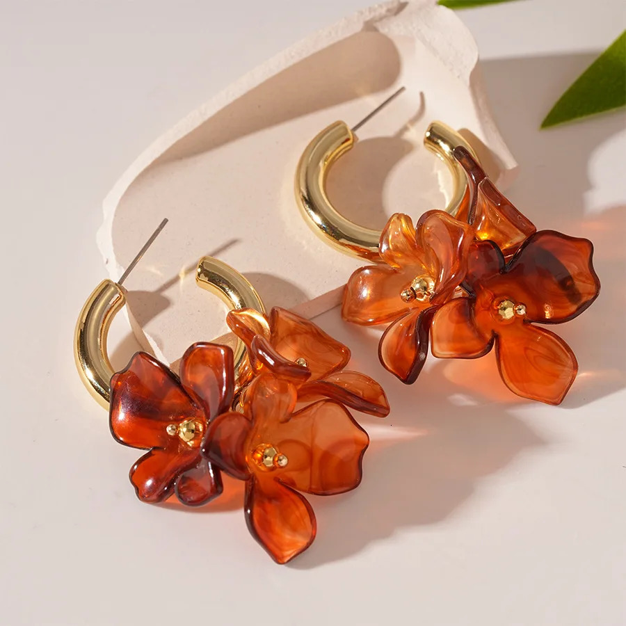 Retro Maillard Acrylic Flower Stud Earrings for Women Quality Jewelry Fashion Vacation Minimalist Earrings Wholesale 260303
