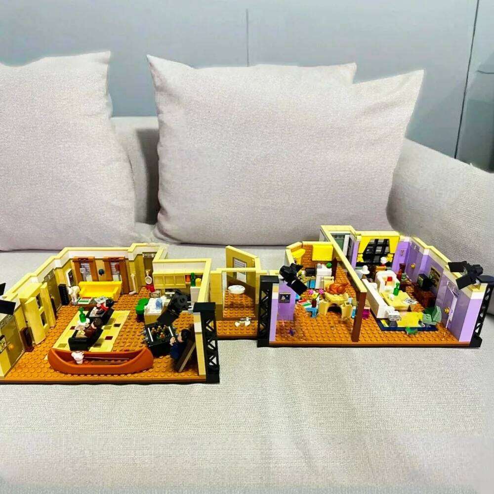 2048PCS Creative The Friends Monica and Rachel Apartments Building Blocks Home Architecture Assemble Bricks Toy Gift For Adult Z260305