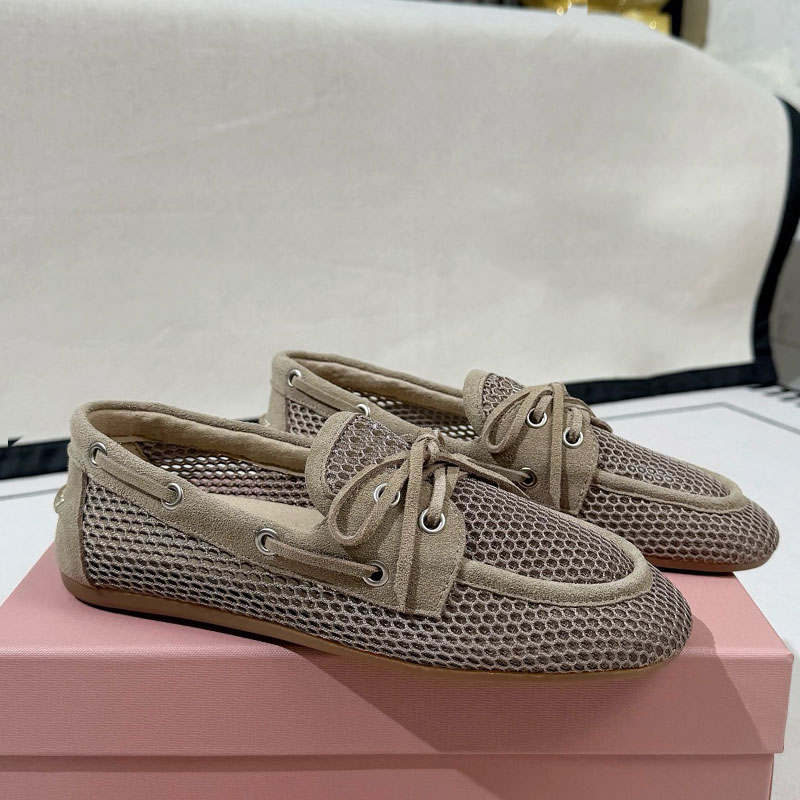 Ladies Mesh Suede Boat Shoes 5D585E Women 2026 Fashion Show New Lace Up Loafers Designer Soft Flat Shoes Rubber Outsole Sizes 35 41