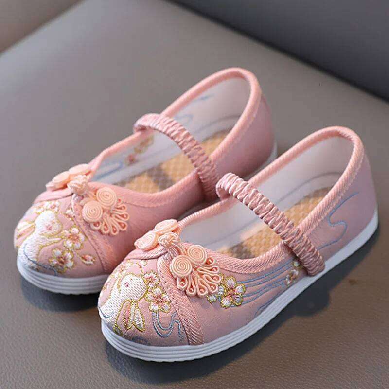 New Girls Flats Embroidery Cloth Kids For Baby Girl Loafers Chinese Style Festival Party Princess Shoes CSH1436 26H0306