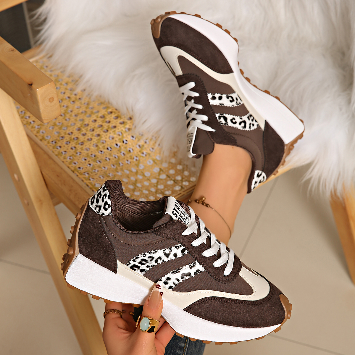 New 2026 Women Sneakers Thick Bottom Casual Fashion Sneakers Women Lightweight Soft Bottom Sport Shoes Women Summer Mesh Shoes Ladies Patchwork Runnin