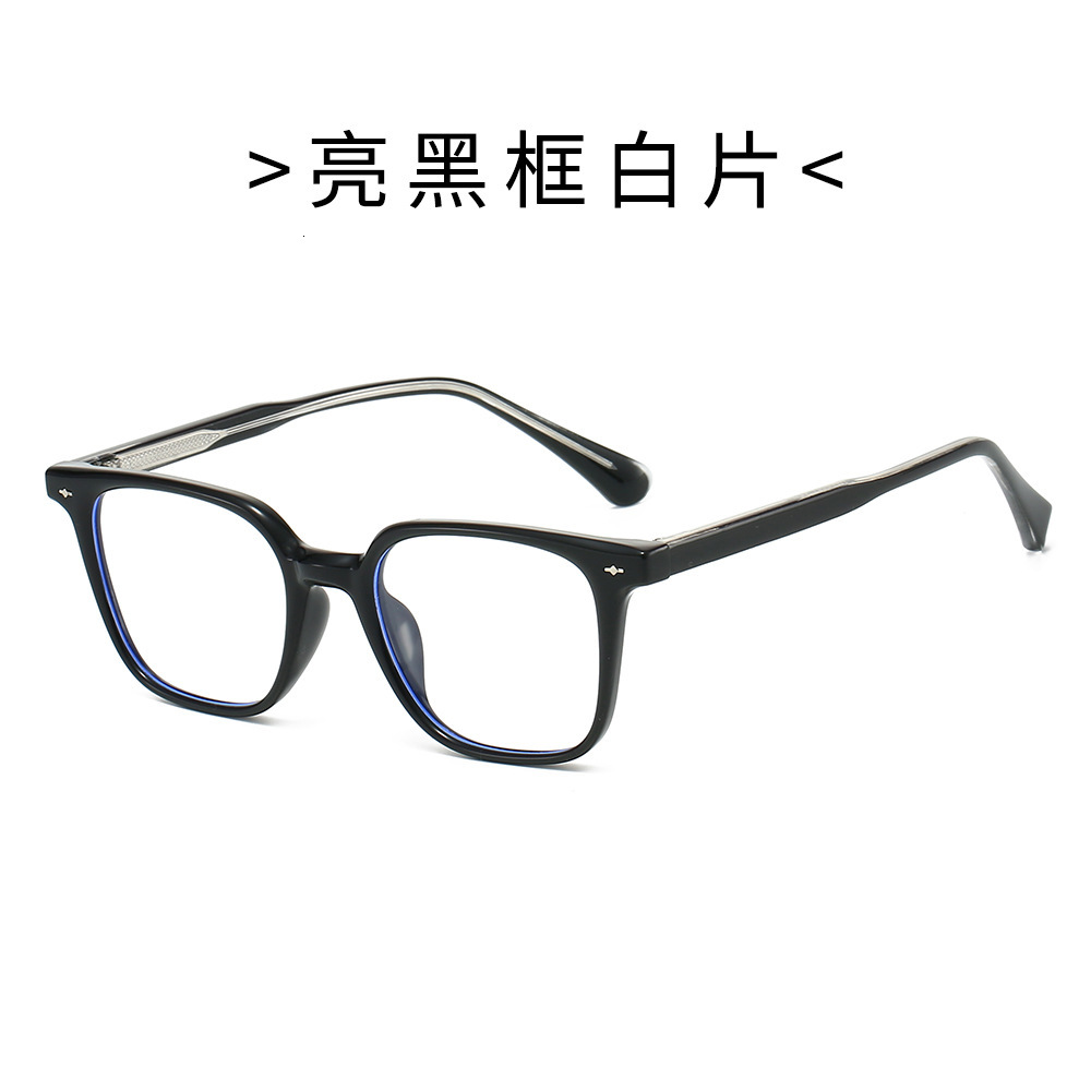 New 25 classic square glasses with TR90 frame for men women, featuring pin-foot design, high-end feel, and blue light protection