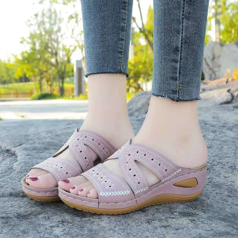 2025 new Women Platform Wedge Sandals Outdoor Open Toe Casual slippers thick soled antislip Leather Fashion Female Zapatos