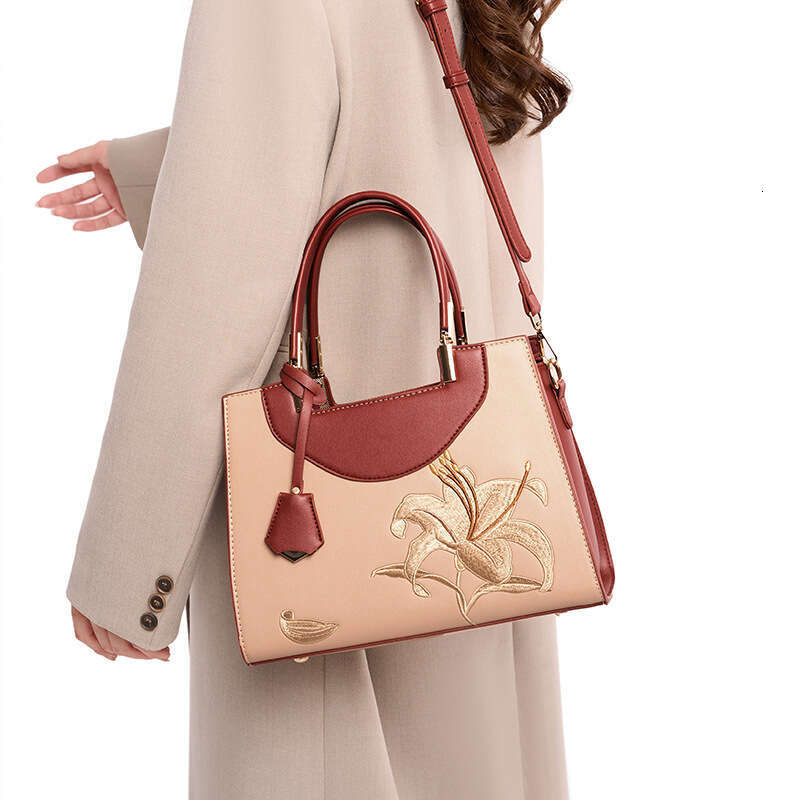 Tote Fall Winter Fashionable Women S Handbag Niche High End Style New Chinese Style Embroidered Shoulder Bag Crossbody Tote Bag