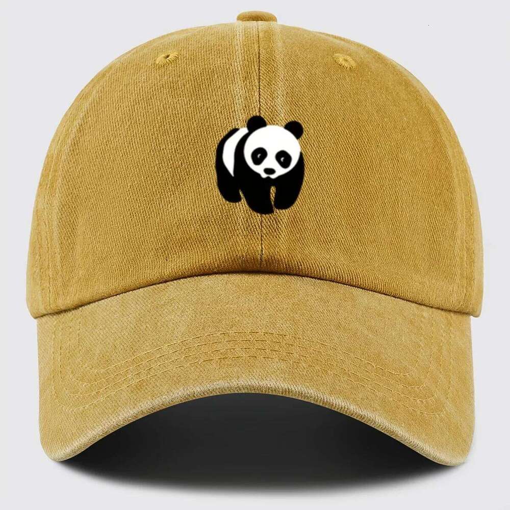 Red panda printed baseball cap, outdoor sun protection, camping, fishing, men's and women's duckbill cap Y260304
