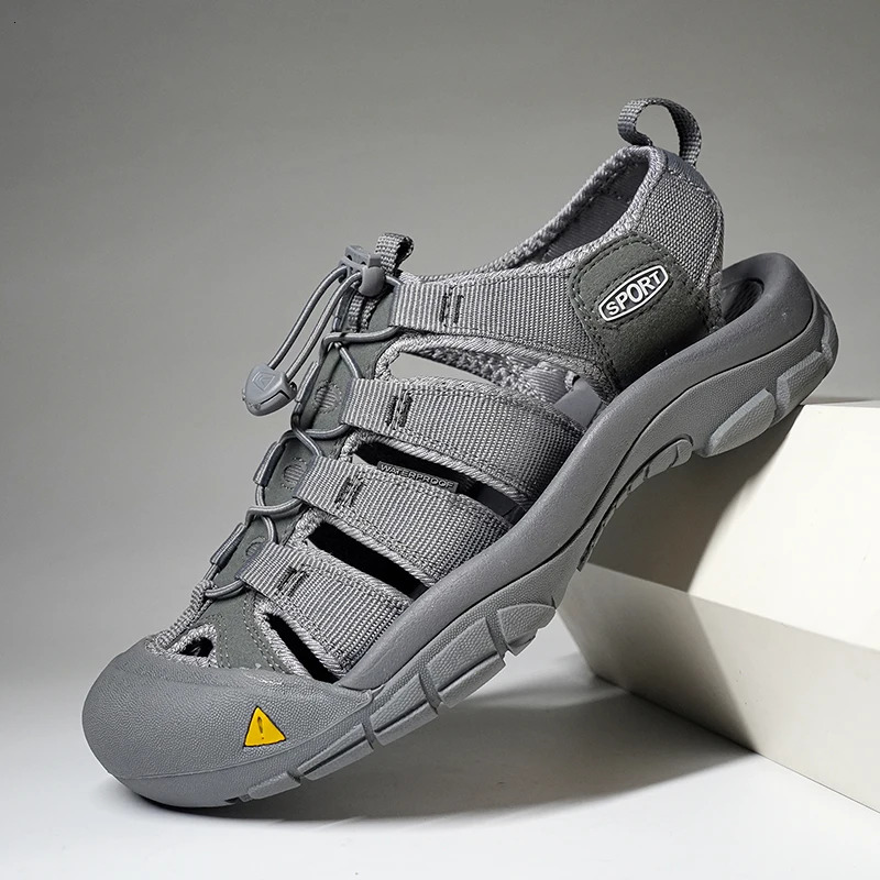 Cool Summer Sandals Mens Breathable Outdoor Walking Shoes Antiskid Male Sport Slippers Quick Dry Beach Sandals for Surfing Sea 260304