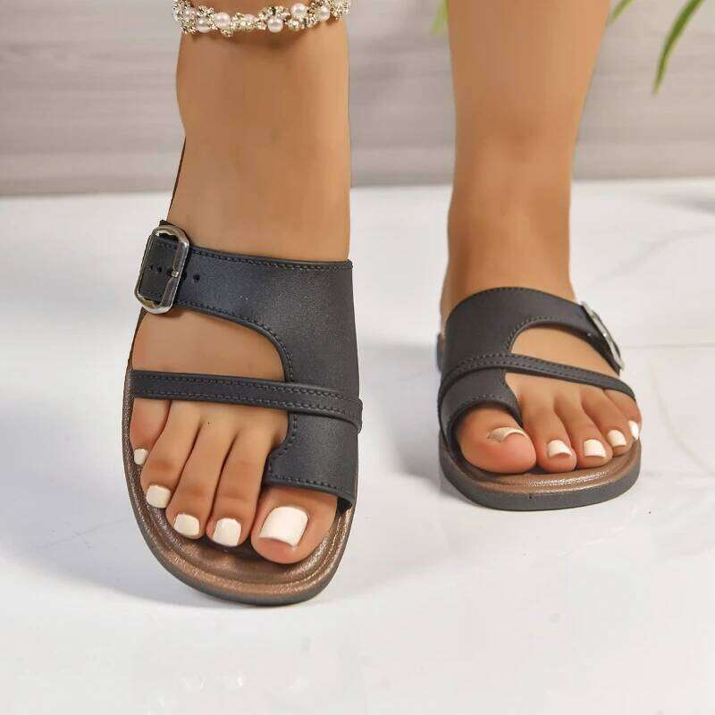 2026 New Arrival Roman Beach Slippers Women Summer Fashion Simple Versatile Flat Bottomed One-piece Toe Sandals Outdoor Shoes