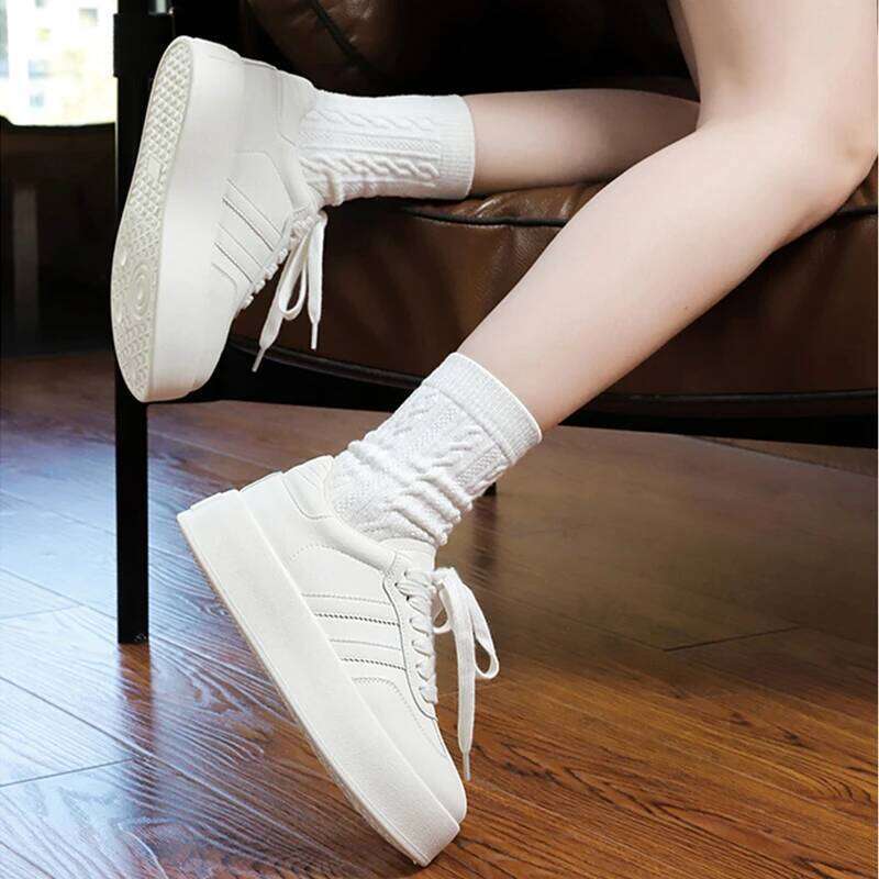2025 Spring and Autumn New Retro Comfortable Sports with Tie up Color blocked Low cut Fashion Casual Shoes