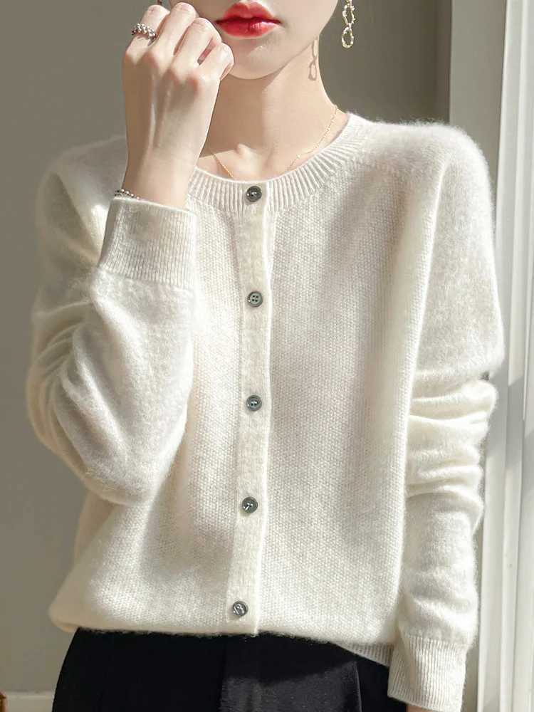 Women 100 Merino Wool Cardigan Soft O-Neck Cashmere Sweater OL Buttoned Knitwear Casual Top Clothing Korean Style M260306