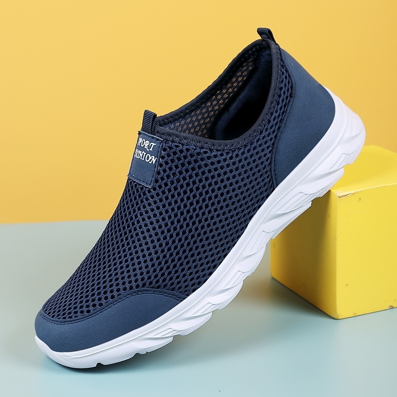 Lightweight Men Casual Shoes Breathable Slip on Male Casual Sneakers Anti-slip Mens Flats Outdoor Walking Shoes Size 39-47 260305
