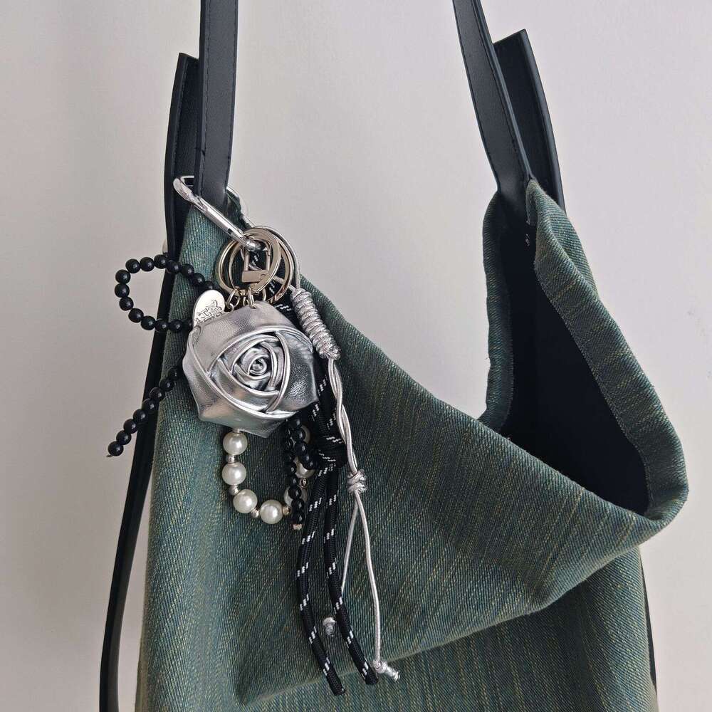 luxury-style bag hanging woven rope ins-style leather DIY keychain rose bow pearl chain pendant