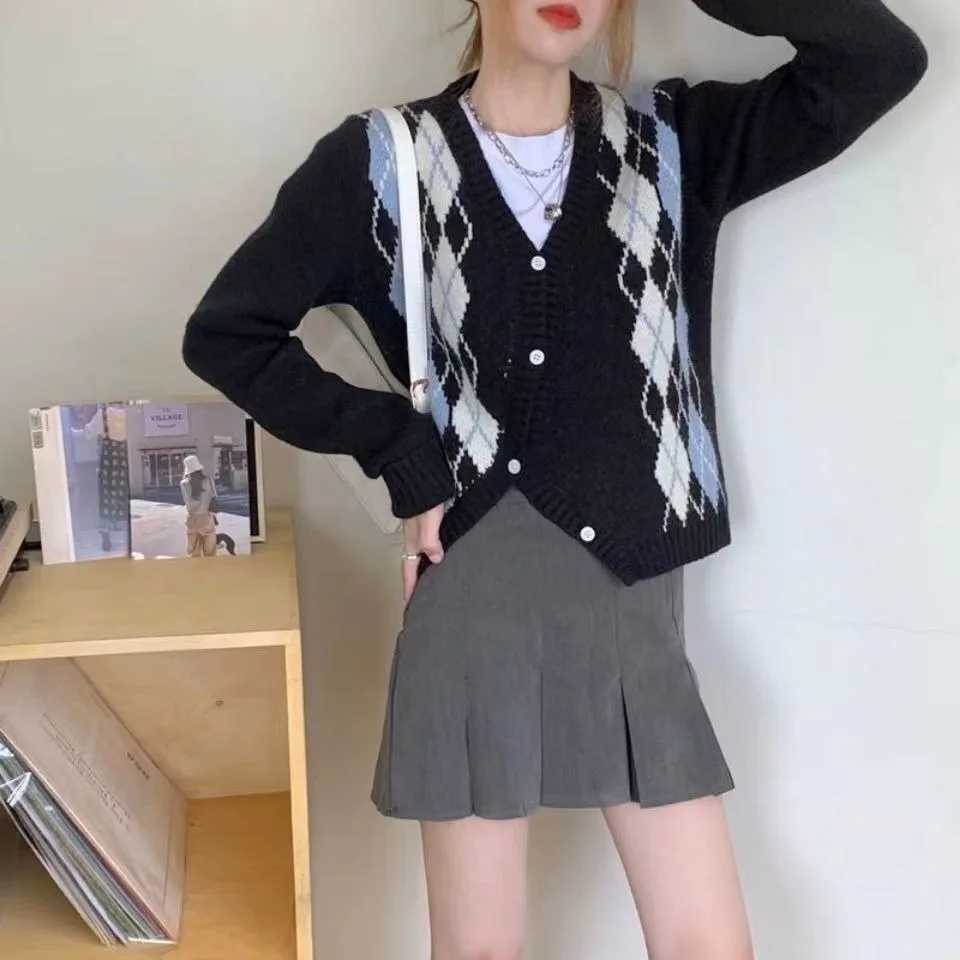 England Style Womens Fashionable Irregular Crochet Thick Knit Top with Argyle Pattern Casual Cardigan Sweater for Autumn Winter M260306
