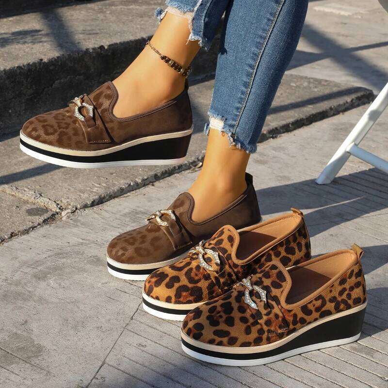 2026 new women's fashionable hot selling non slip wear-resistant sports comfortable and breathable casual shoes